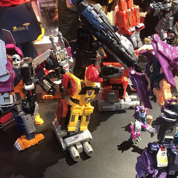 Toy Fair 2018   PREDAKING REVEALED   Generations Power Of The Primes Showroom Photos 12 (55 of 194)